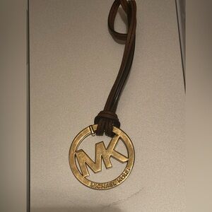 MICHAEL KORS Gold Tone Bag Charm Keychain pre owned